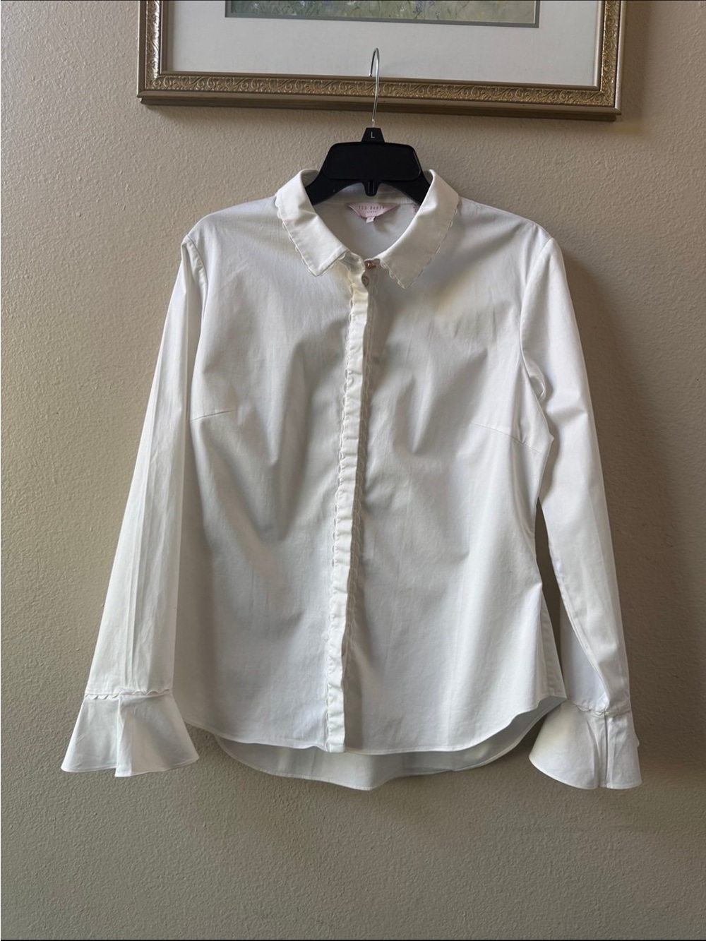 Ted Baker button-up blouse top off-white shirt with scalloped Peter Pan collar